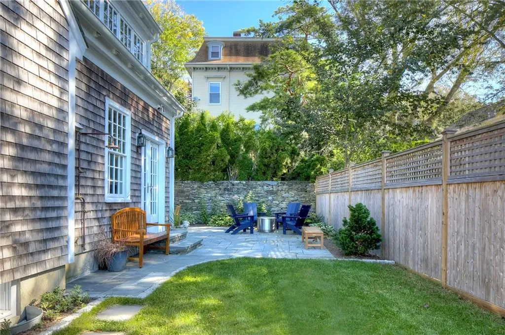 3 Webster Court Newport RI 02840