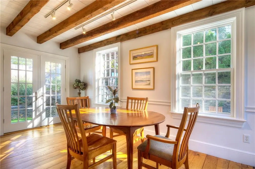 3 Webster Court Newport RI 02840