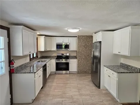 46 Fairview Avenue Hopkinton RI 02832