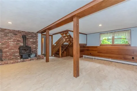 46 Fairview Avenue Hopkinton RI 02832