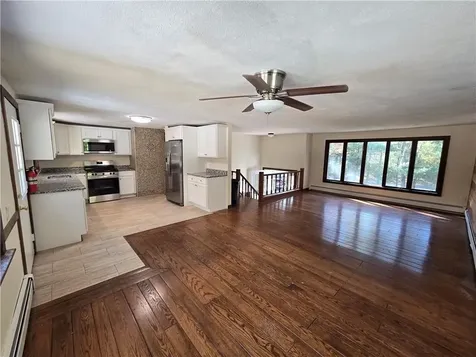 46 Fairview Avenue Hopkinton RI 02832