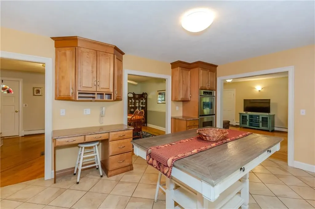 2 Red Chimney Drive Lincoln RI 02865