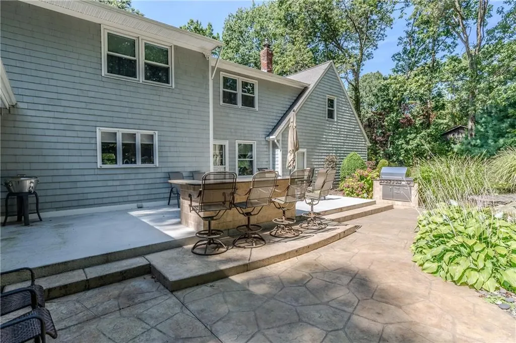 2 Red Chimney Drive Lincoln RI 02865