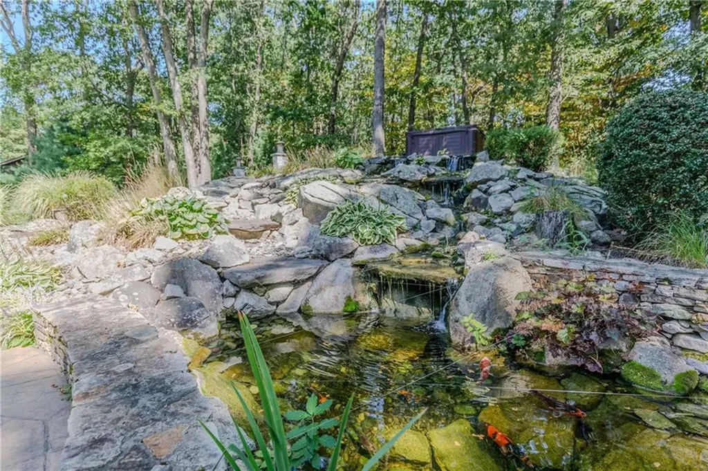 2 Red Chimney Drive Lincoln RI 02865