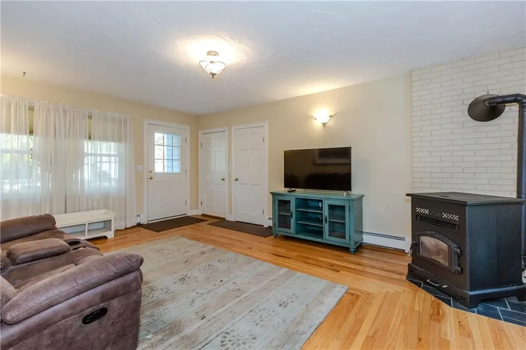 2 Red Chimney Drive Lincoln RI 02865