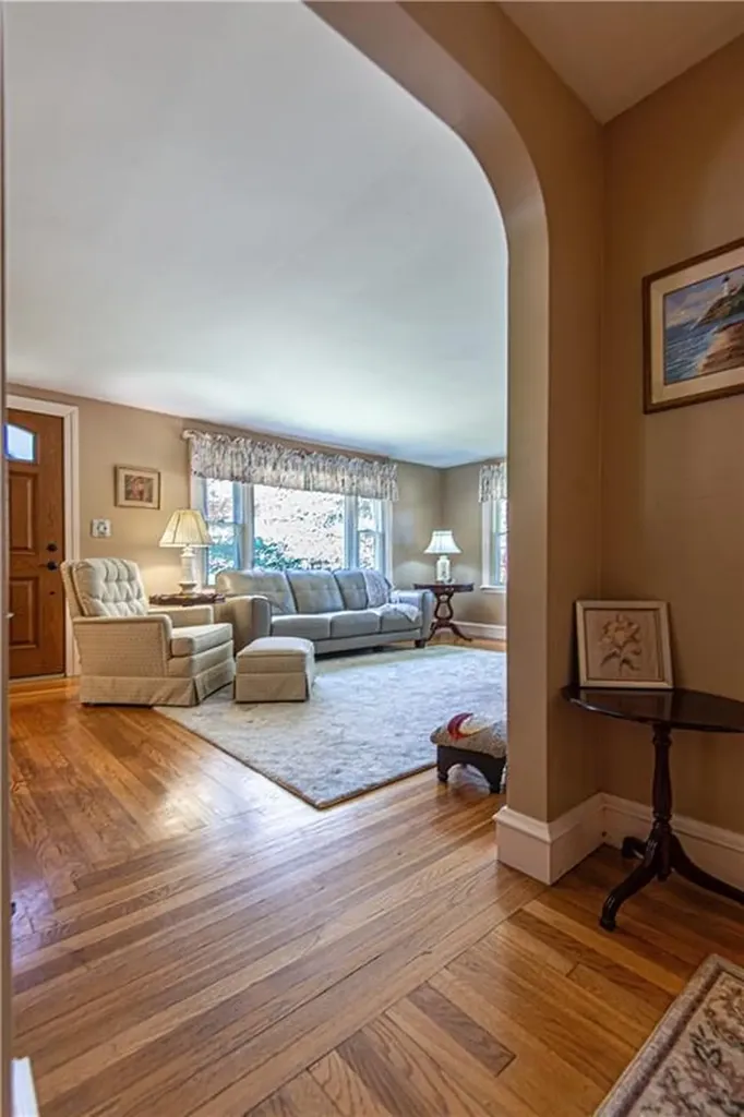 125 Hopkins Avenue Johnston RI 02919
