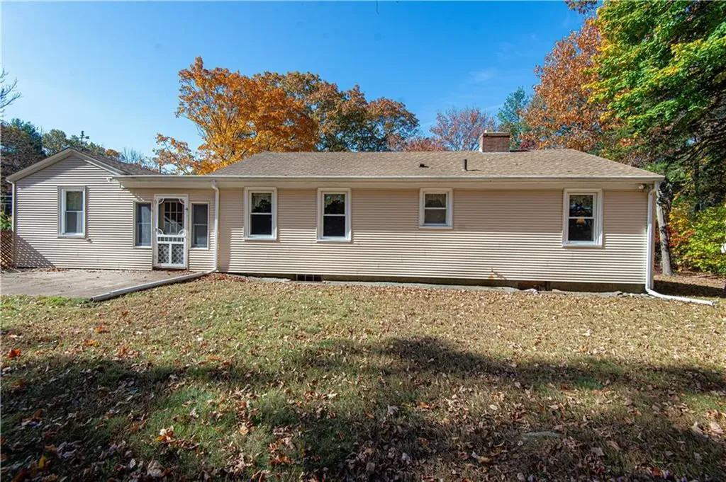 125 Hopkins Avenue Johnston RI 02919