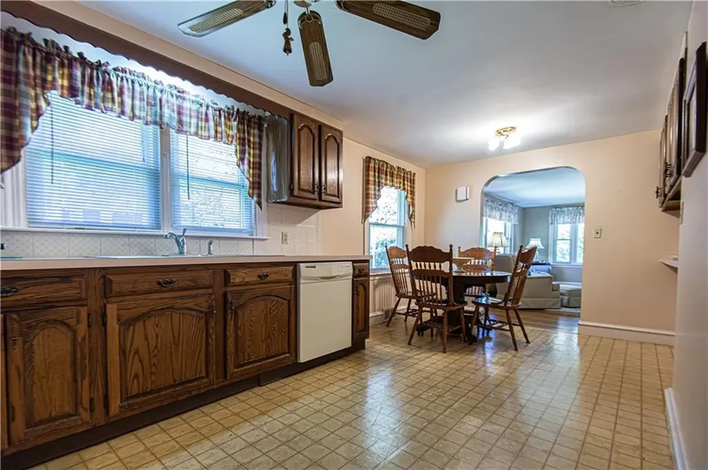125 Hopkins Avenue Johnston RI 02919