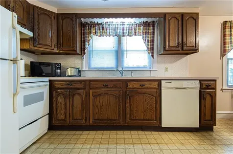 125 Hopkins Avenue Johnston RI 02919