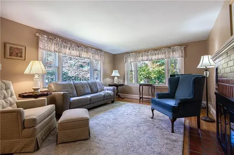 125 Hopkins Avenue Johnston RI 02919