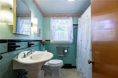 125 Hopkins Avenue Johnston RI 02919