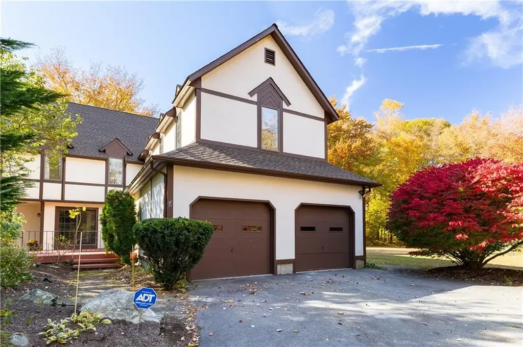 1301 Stony Lane North Kingstown RI 02852