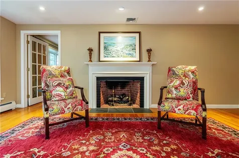 9 Tory Lane East Greenwich RI 02818