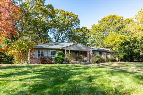 9 Tory Lane East Greenwich RI 02818