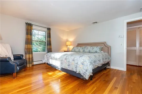 9 Tory Lane East Greenwich RI 02818