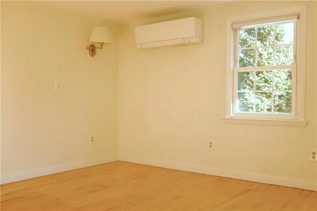 42 Franconia Drive Cranston RI 02920