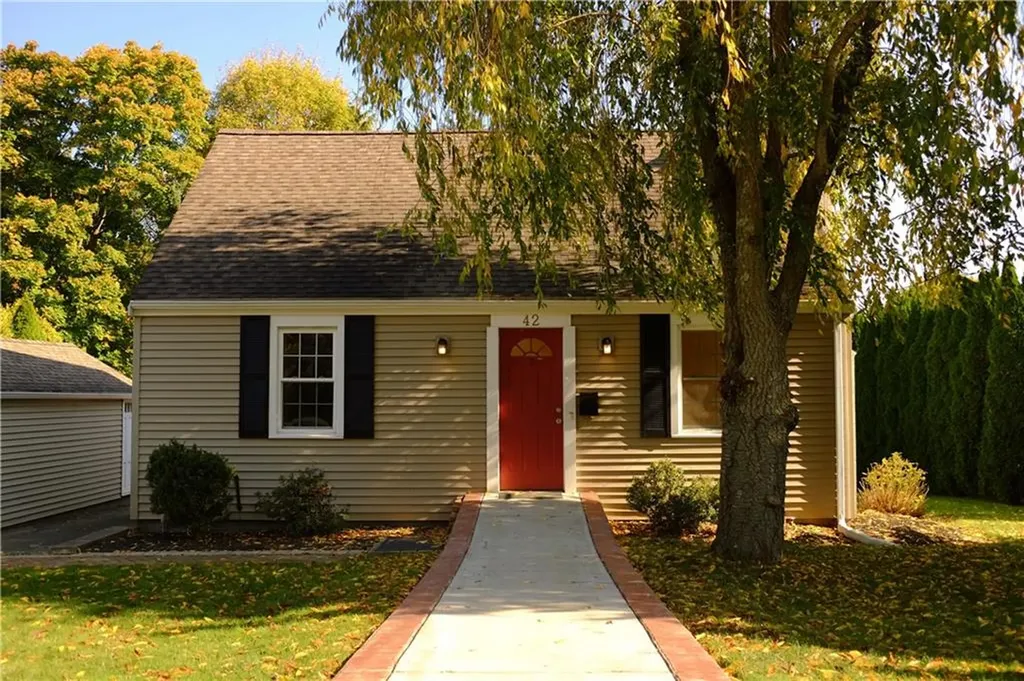 42 Franconia Drive Cranston RI 02920