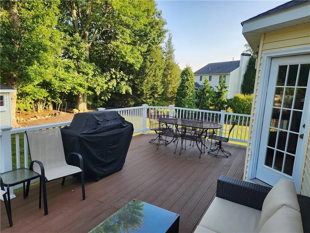 2 Jay Court Cranston RI 02921