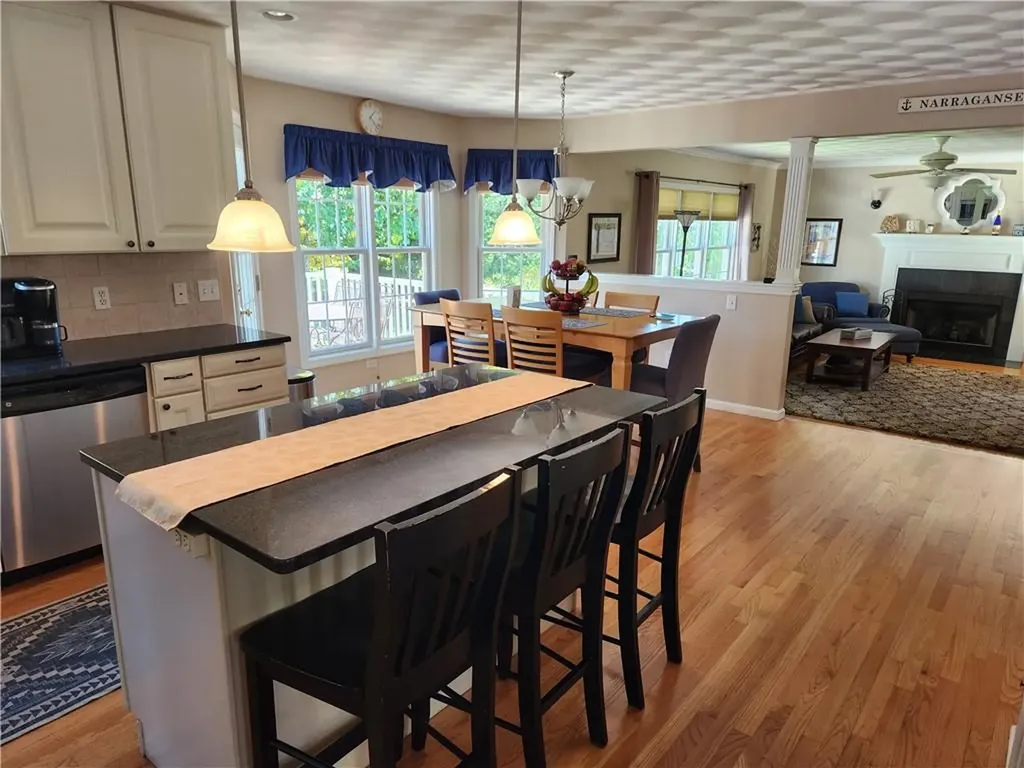 2 Jay Court Cranston RI 02921