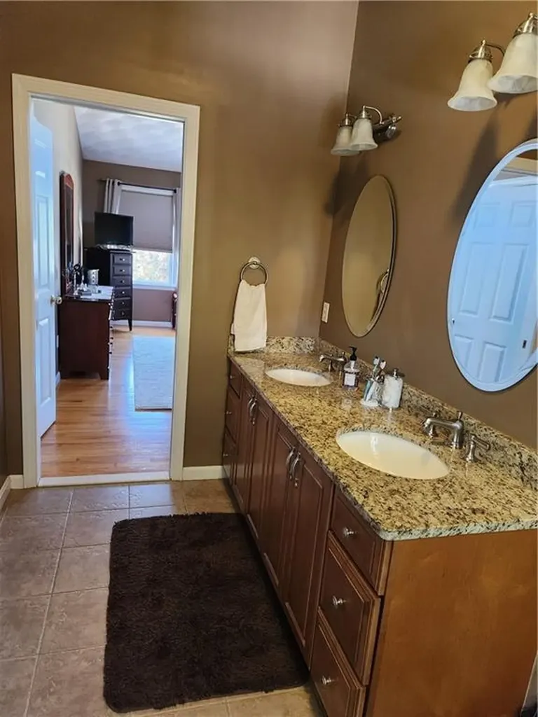 2 Jay Court Cranston RI 02921