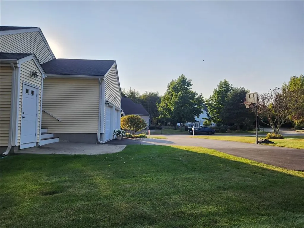 2 Jay Court Cranston RI 02921