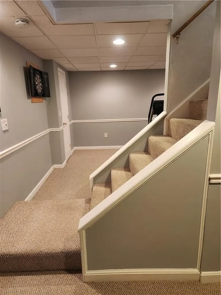 2 Jay Court Cranston RI 02921