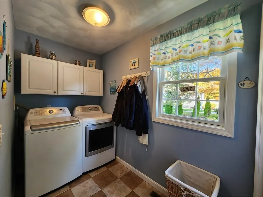 2 Jay Court Cranston RI 02921