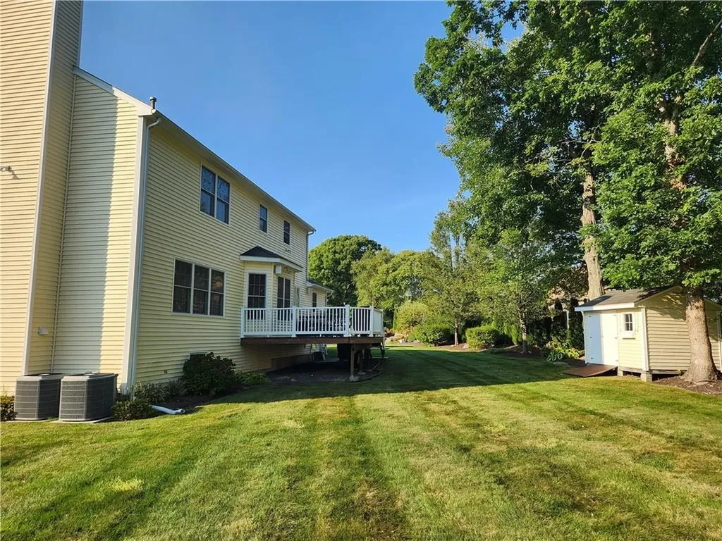 2 Jay Court Cranston RI 02921