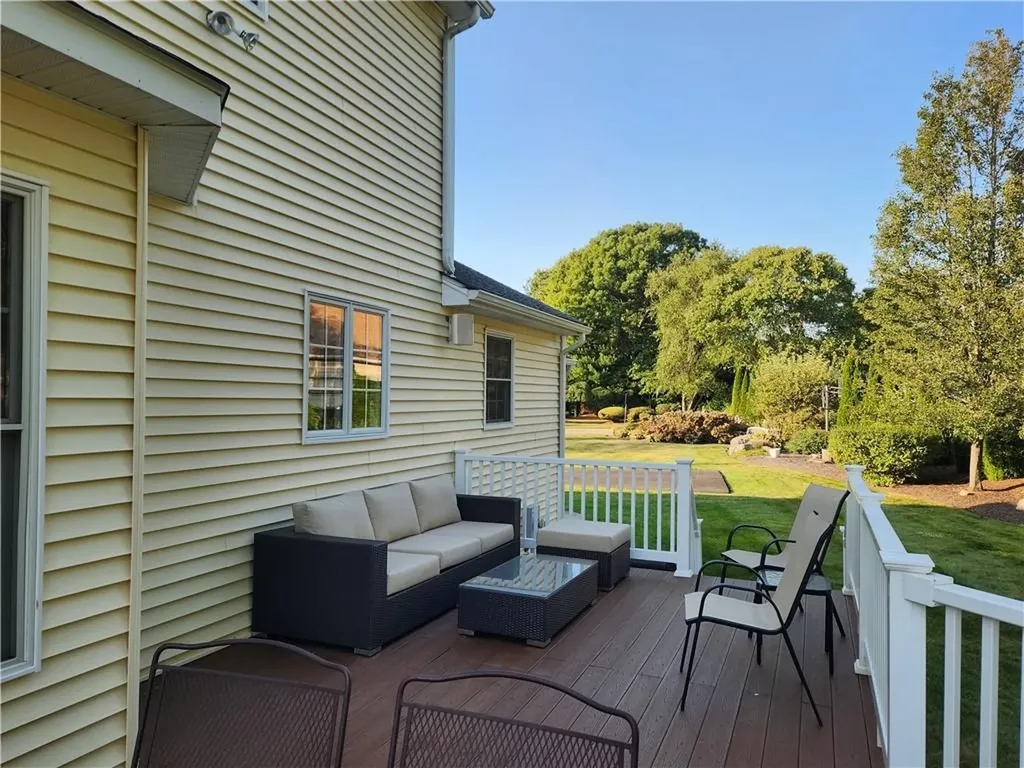 2 Jay Court Cranston RI 02921