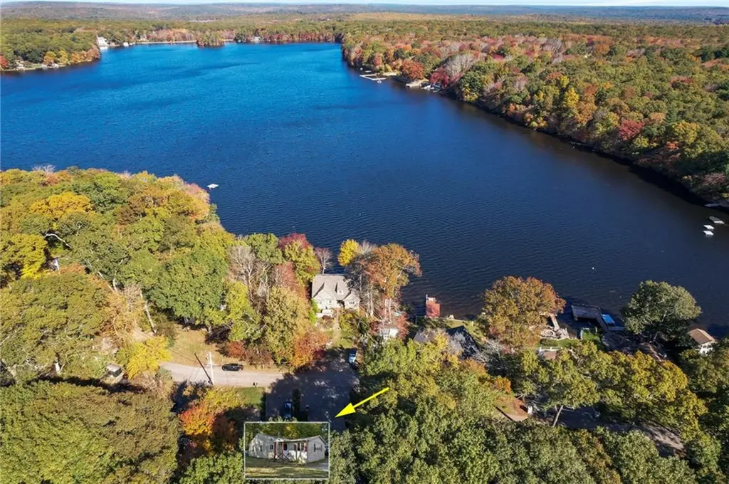 301 Richardson Road Coventry RI 02816