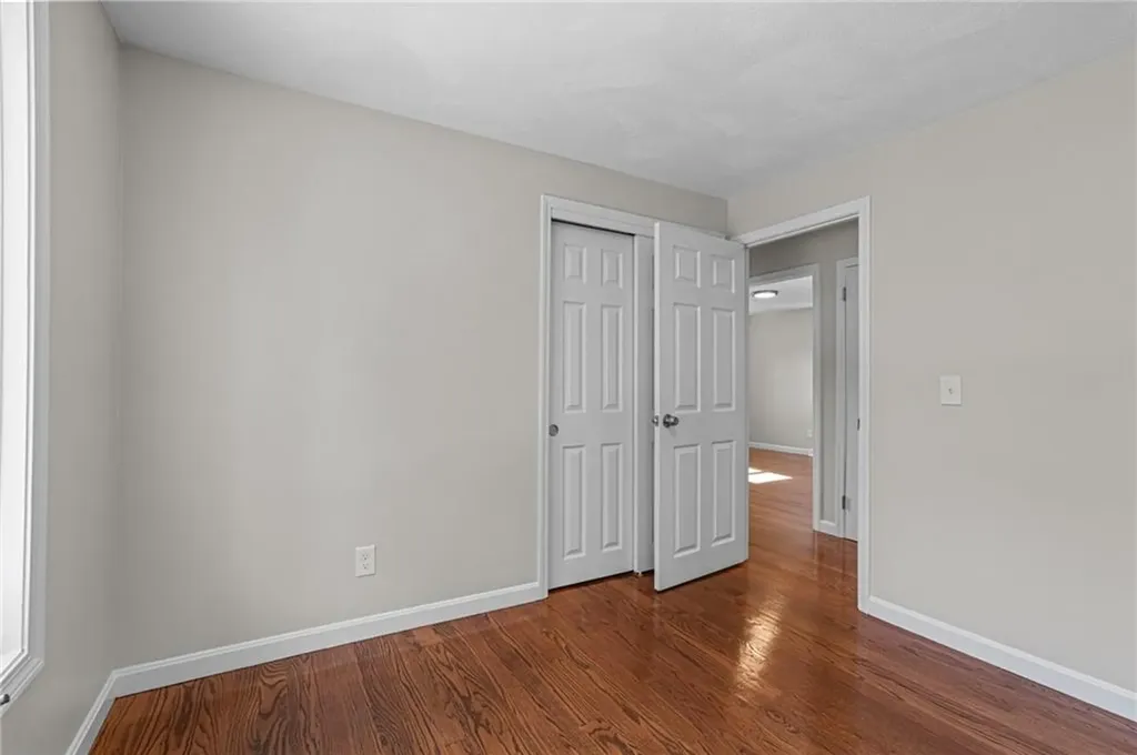6 Glenview Court Coventry RI 02816