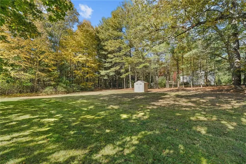 6 Glenview Court Coventry RI 02816