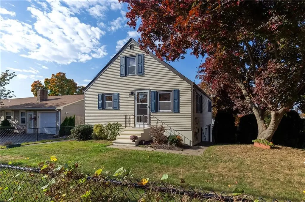 464 High Street Cumberland RI 02864