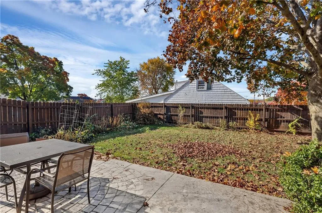 464 High Street Cumberland RI 02864
