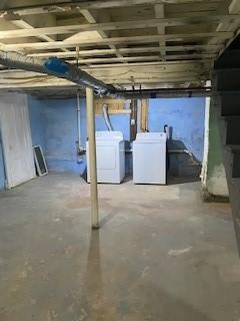 43 Laurens Street Cranston RI 02910