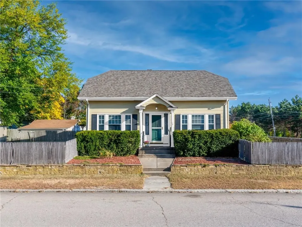 43 Laurens Street Cranston RI 02910