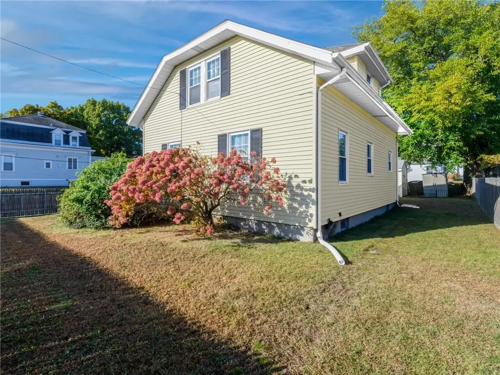 43 Laurens Street Cranston RI 02910