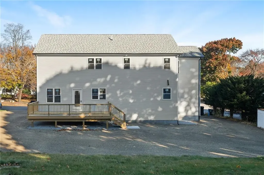 35 Whitewood Drive Cranston RI 02920