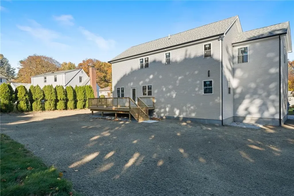 35 Whitewood Drive Cranston RI 02920