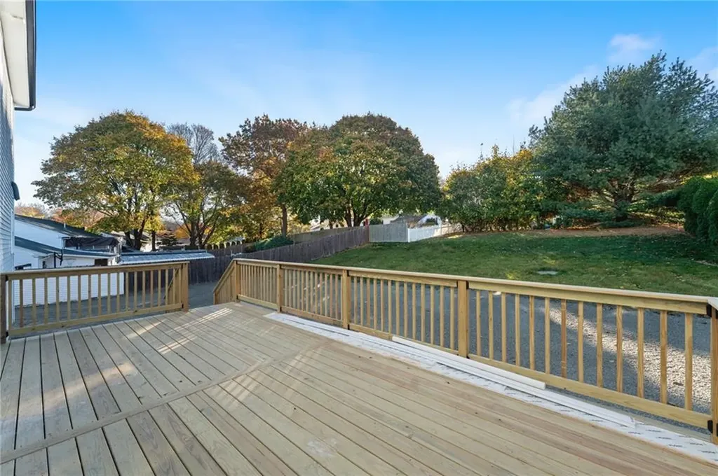 35 Whitewood Drive Cranston RI 02920