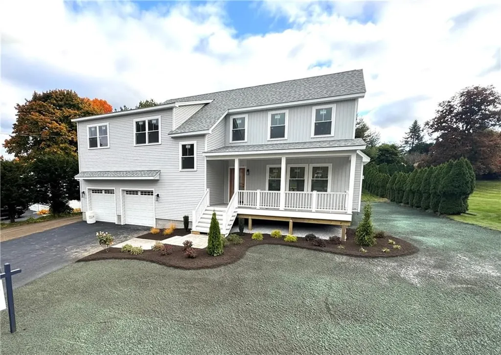 35 Whitewood Drive Cranston RI 02920