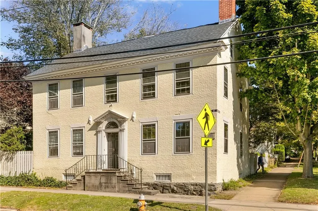 224 Hope Street Bristol RI 02809