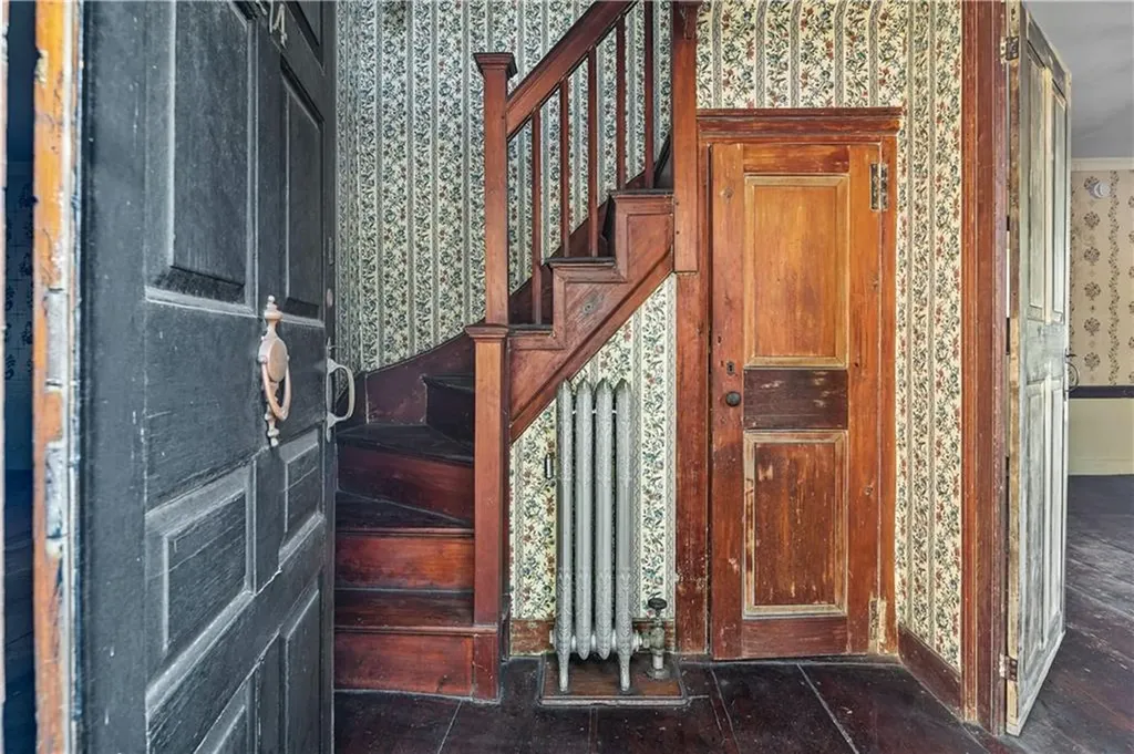 224 Hope Street Bristol RI 02809