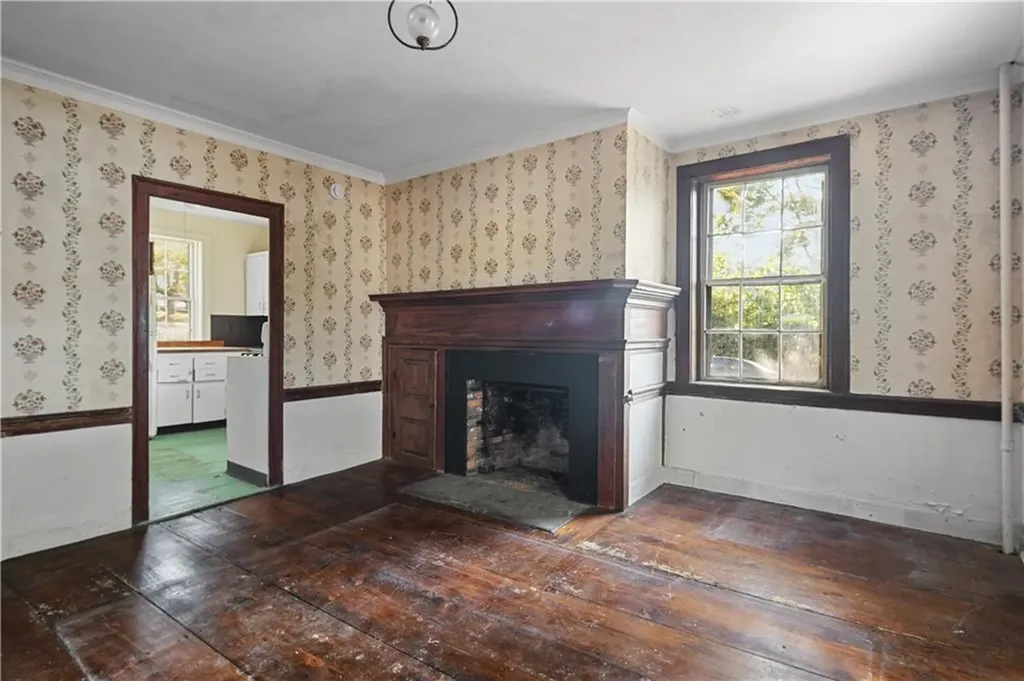 224 Hope Street Bristol RI 02809