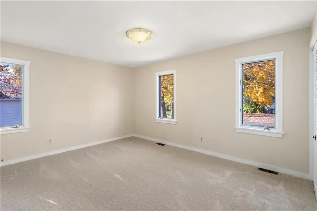 55 West River Parkway North Providence RI 02904