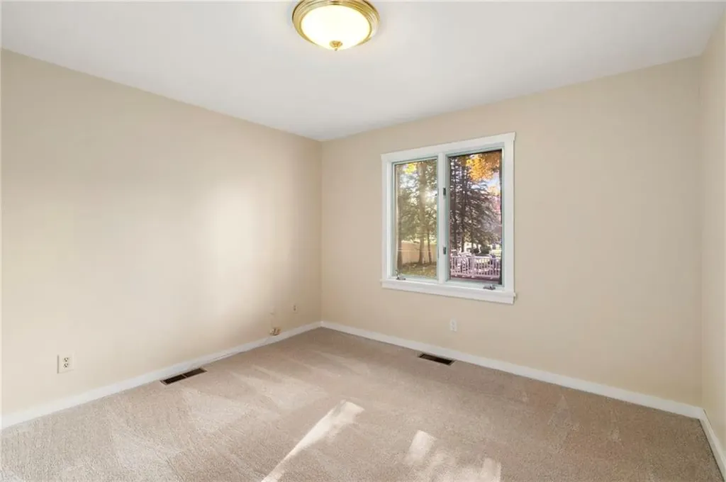 55 West River Parkway North Providence RI 02904