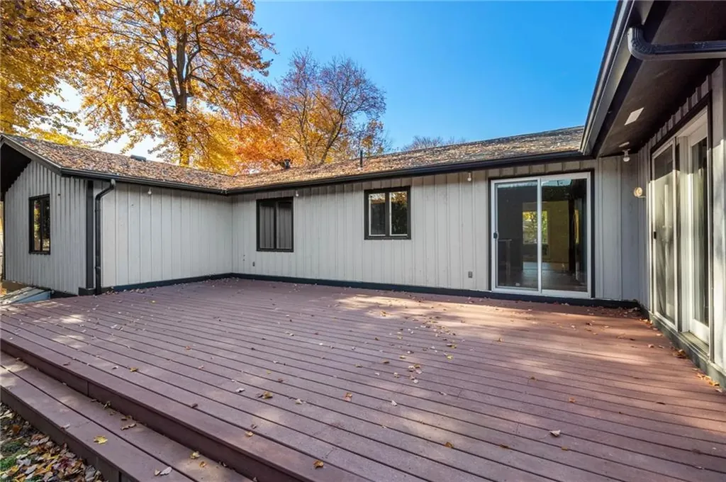 55 West River Parkway North Providence RI 02904