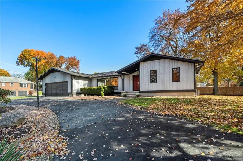 55 West River Parkway North Providence RI 02904