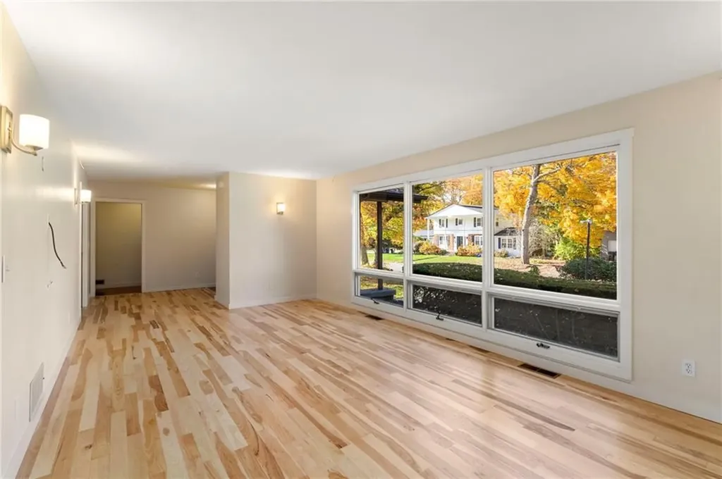 55 West River Parkway North Providence RI 02904