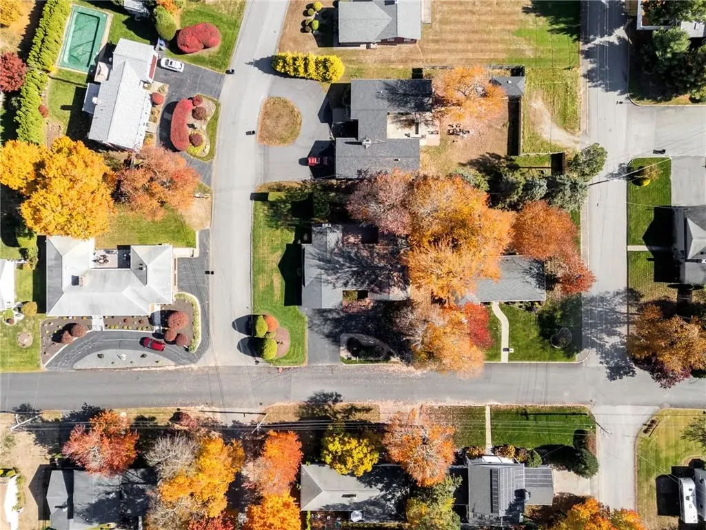 55 West River Parkway North Providence RI 02904